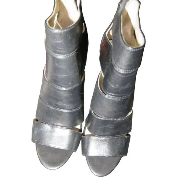 SOLD! Michael Kors Gisele Black Leather High Glossed Caged Platform Boots 8 - Picture 4 of 14